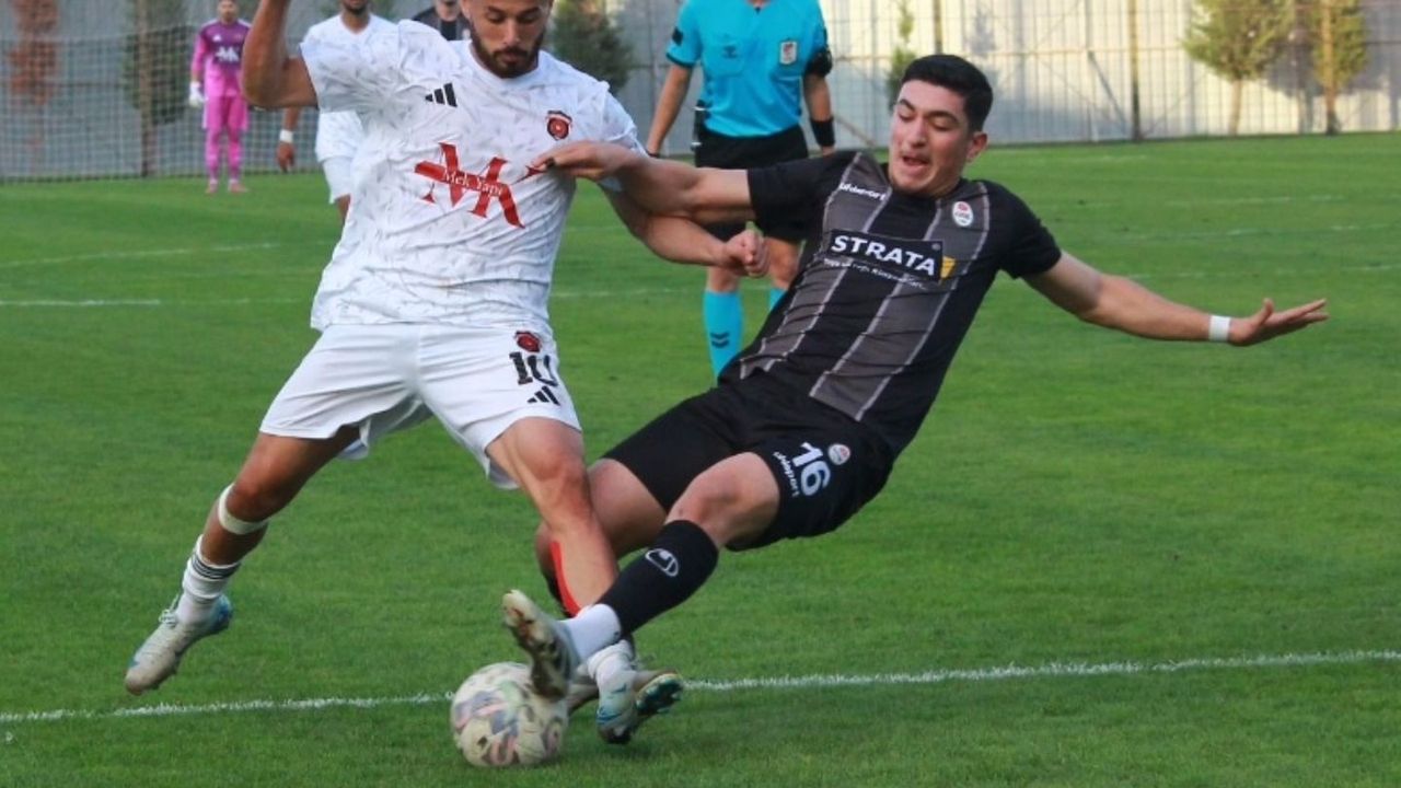 Gölcükspor Fırtına Gibi: Liderlik Sağlamlaşıyor, Karamürsel Düşüşte
