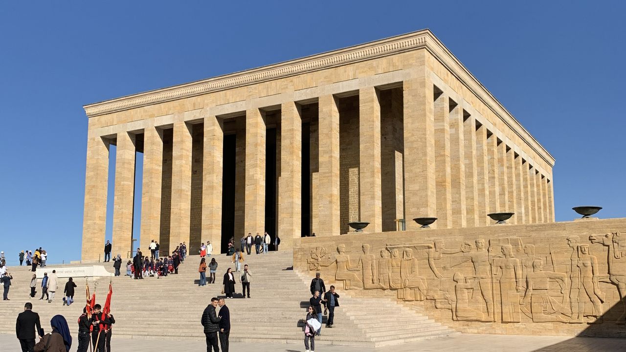 10 Kasım resmi tatil mi? İşte kamu kurumları, bankalar ve okullarla ilgili detaylar