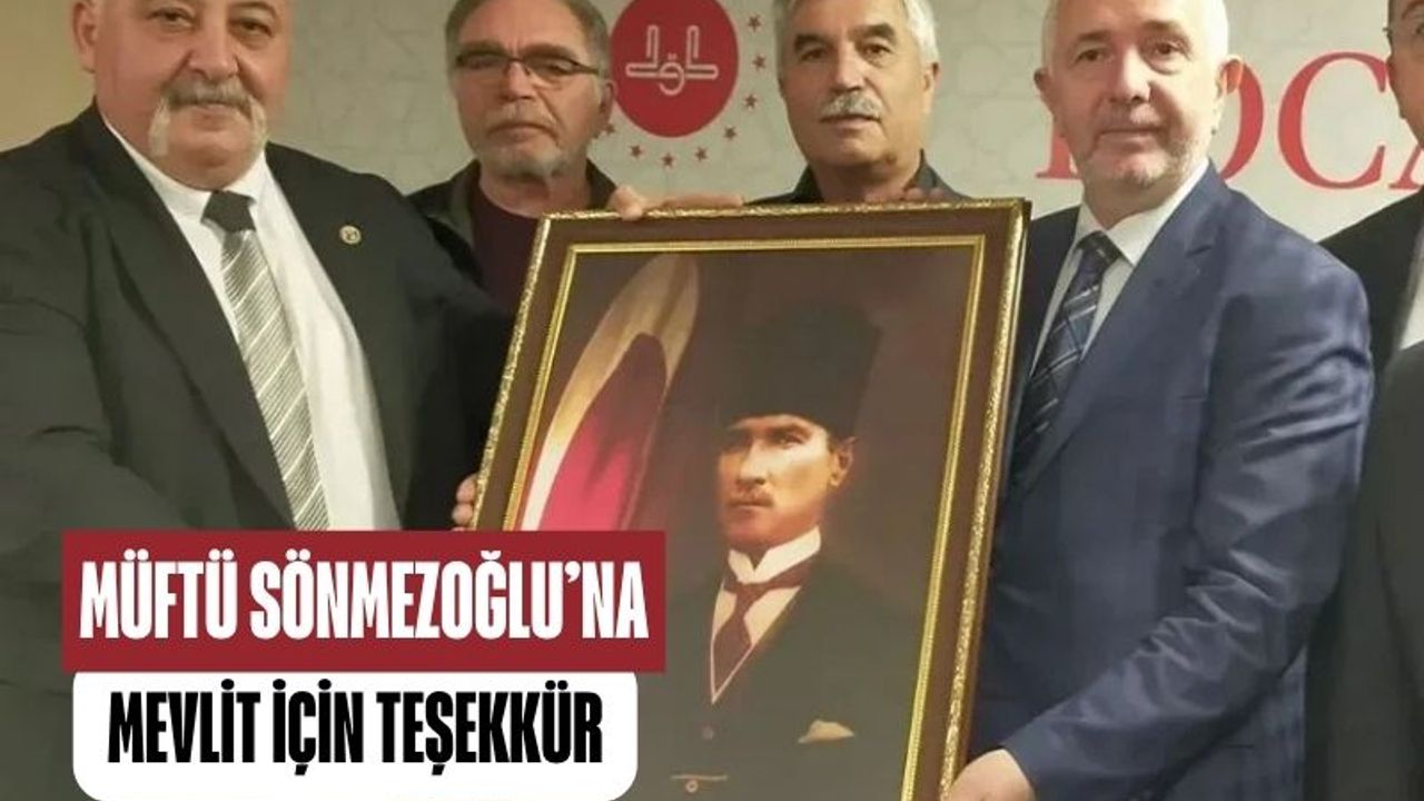 Kocaeli İl Müftüsüne “mevlit” teşekkürü: Atatürk tablosu hediye edildi