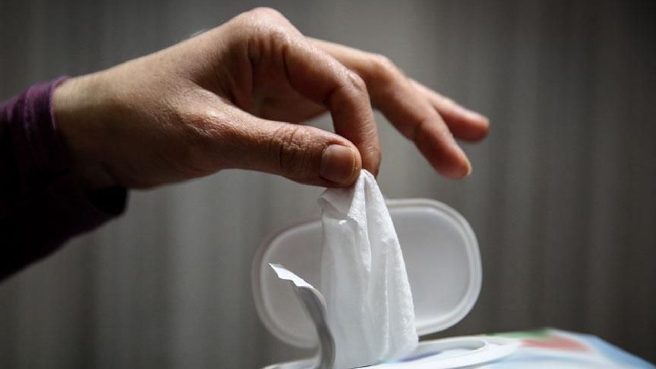 Islak Mendil Satışına Yasak Geliyor mu? Ticaret Bakanlığı Harekete Geçti