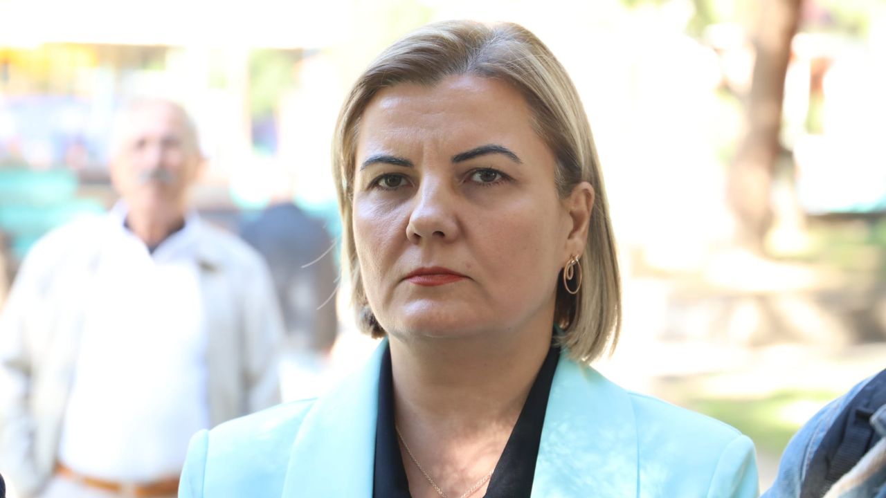 Başkan Hürriyet: İzmit’te binalar güvenli değilken kazıya izin yok