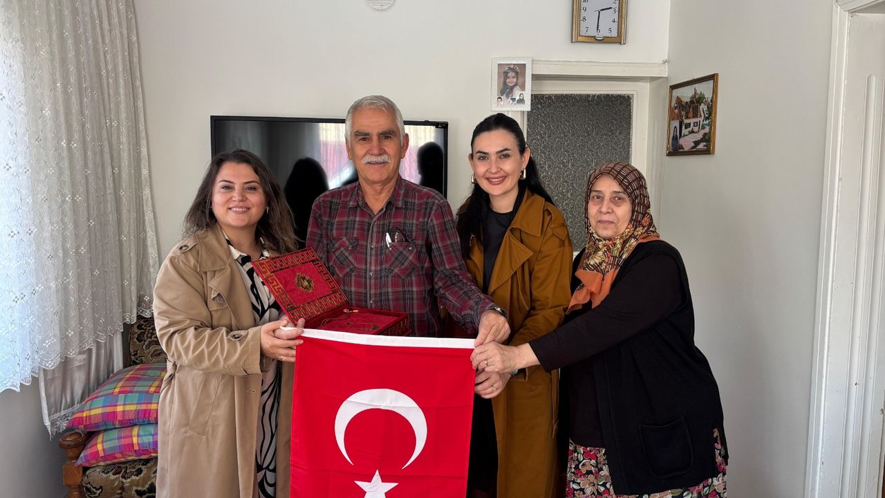 İzmit Belediyesi’nden Kıbrıs Gazilerine vefa ziyareti: “Her zaman yanınızdayız”