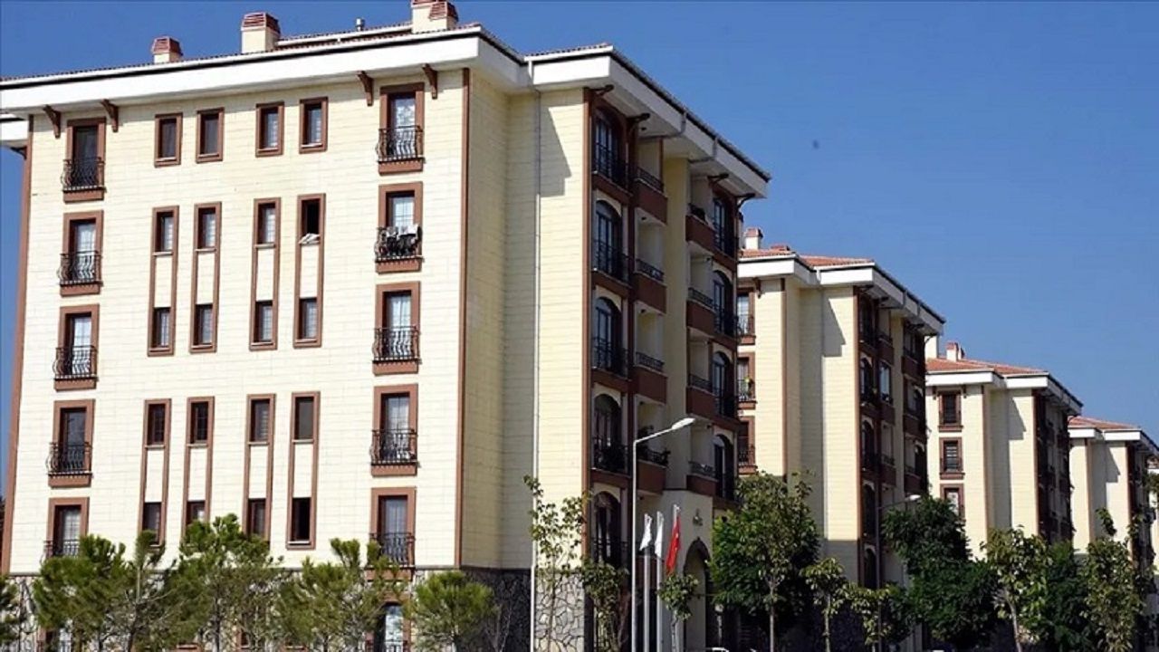 İzmit'te İcralık Olan Bahçeli Evin Fiyatı Yok Artık Dedirtti