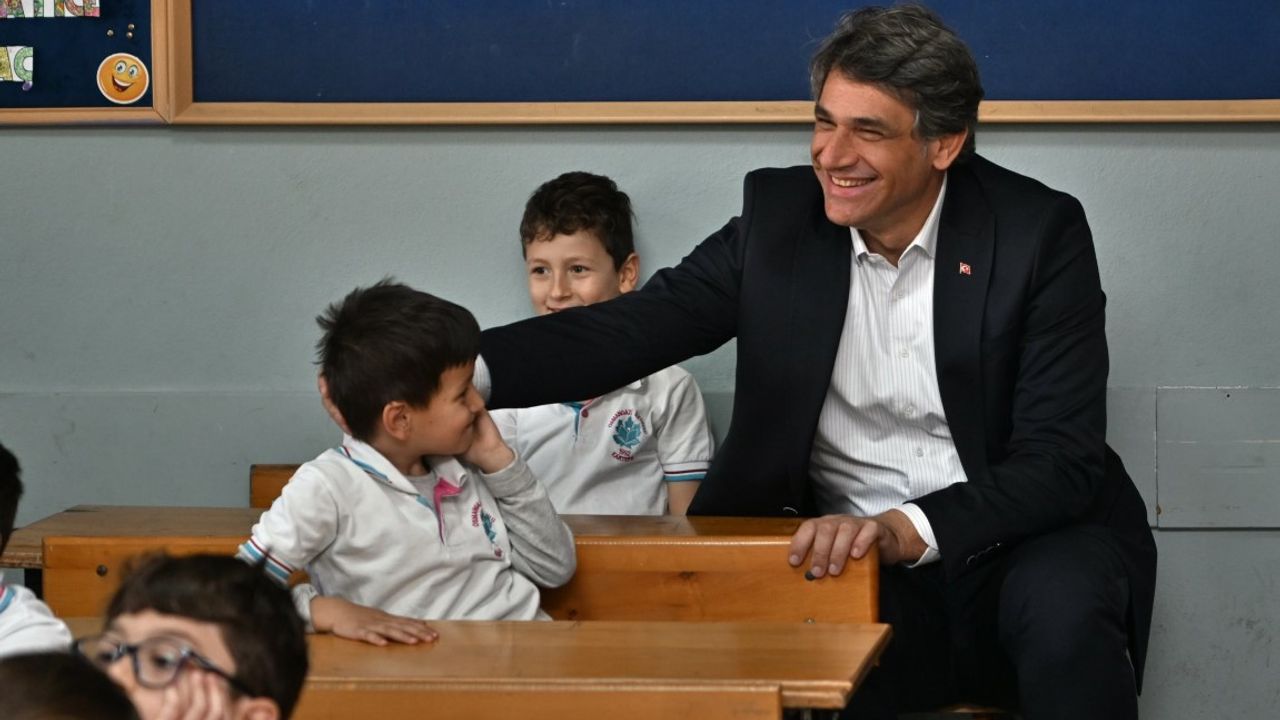 Kartepe’de çocuklara çevre bilinci eğitimi: “Çevre Kahramanı” rozeti verildi