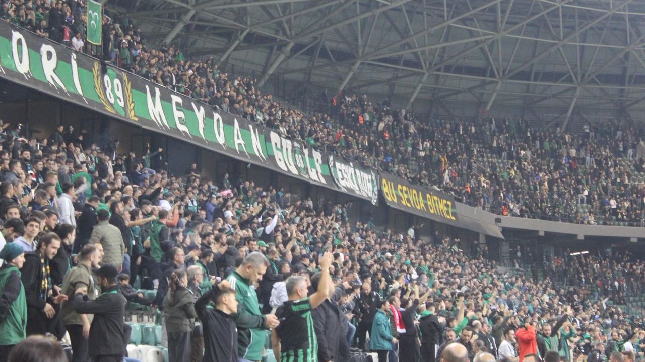 Kocaelispor - Galatasaray Maçında Desibel Rekoru Bekleniyor