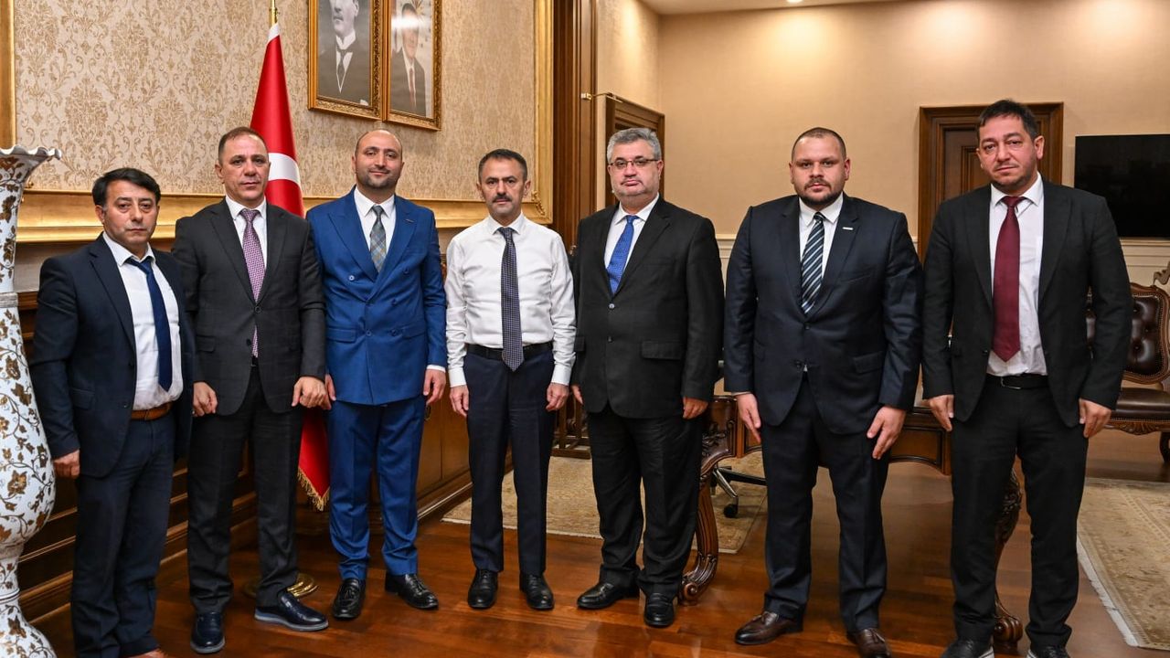 MÜSİAD Gebze Şubesi yönetiminden Vali İlhami Aktaş’a ziyaret