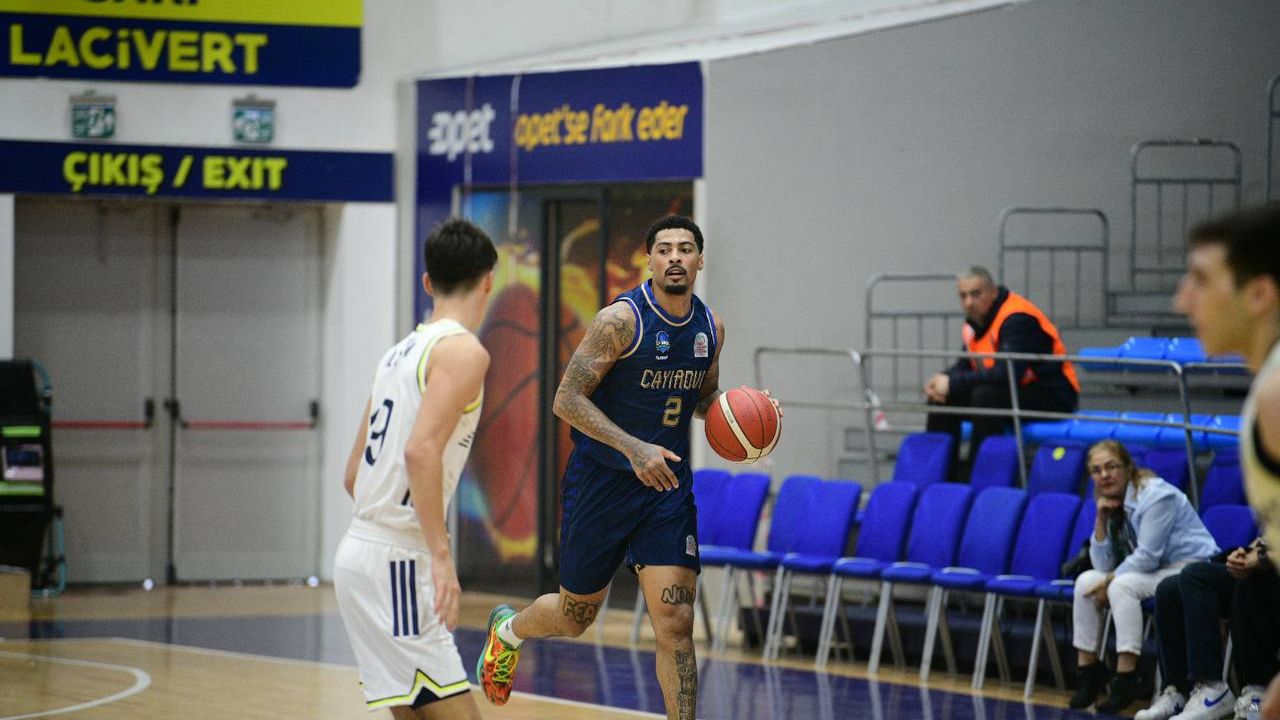 Namağlup Çayırova Belediyesi, Ligde Sekizinci Galibiyetini Farklı Skorla Aldı