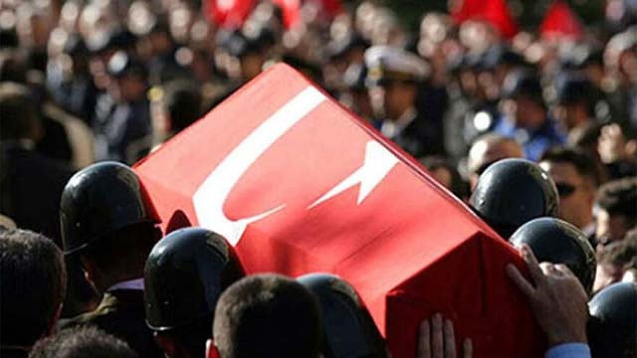 TSK’ya Ait Kargo Uçağı Gürcistan’da Düştü: 20 Asker Şehit Oldu