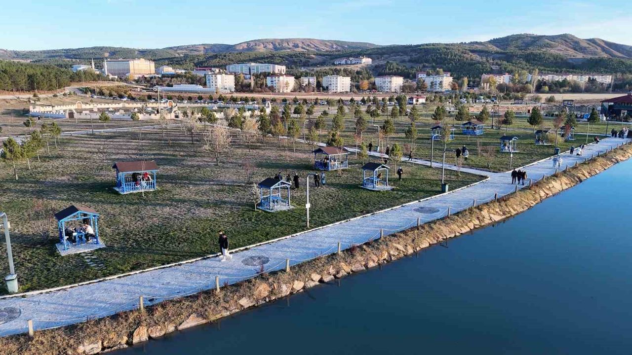 Güzel havayı kaçırmak istemeyenler Hasbahçe’ye akın etti