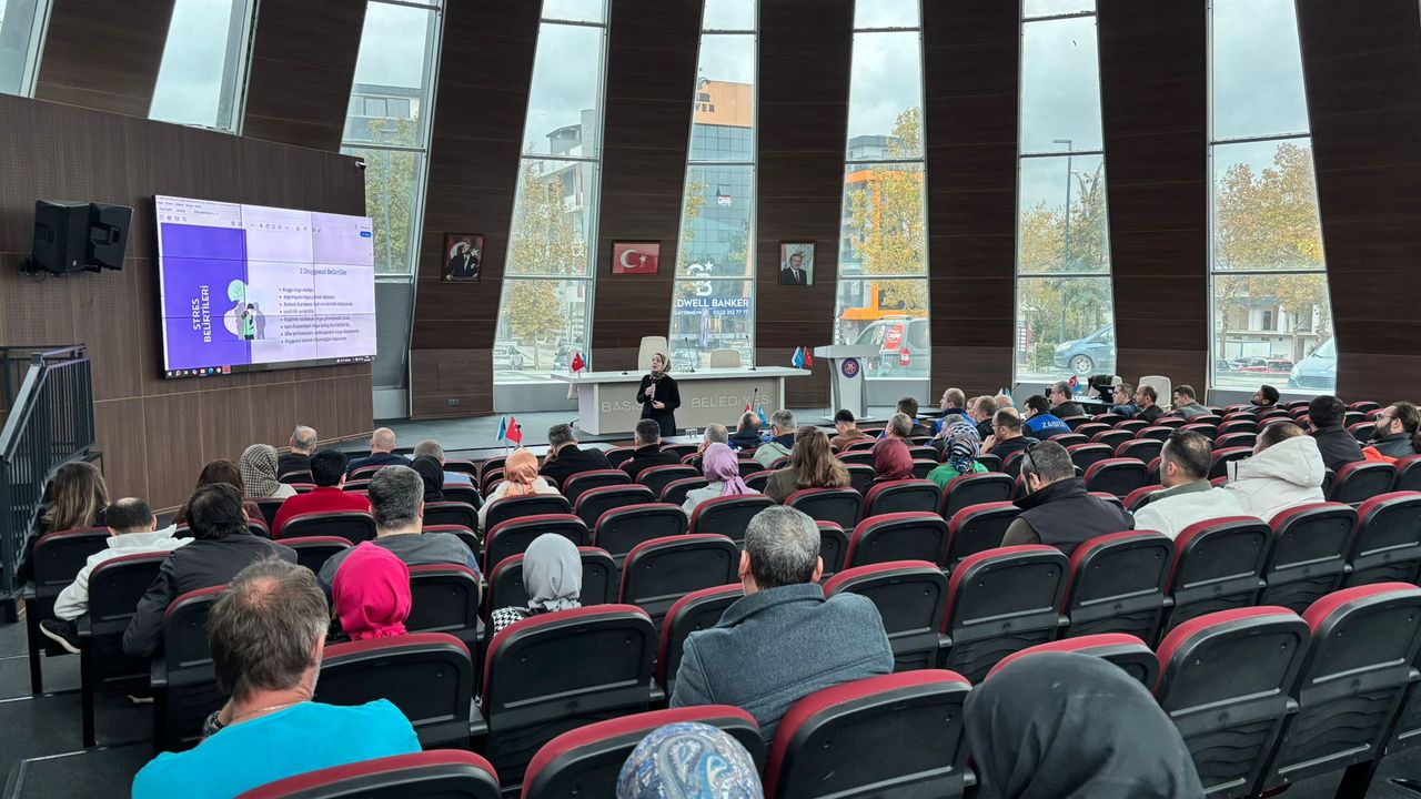 Başiskele Belediyesi’nden personele stres ve öfke kontrolü eğitimi