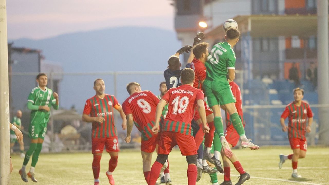 Tavşancılspor 1. Küme’de Fırtına Gibi Esti: Namağlup Liderlik Sürüyor