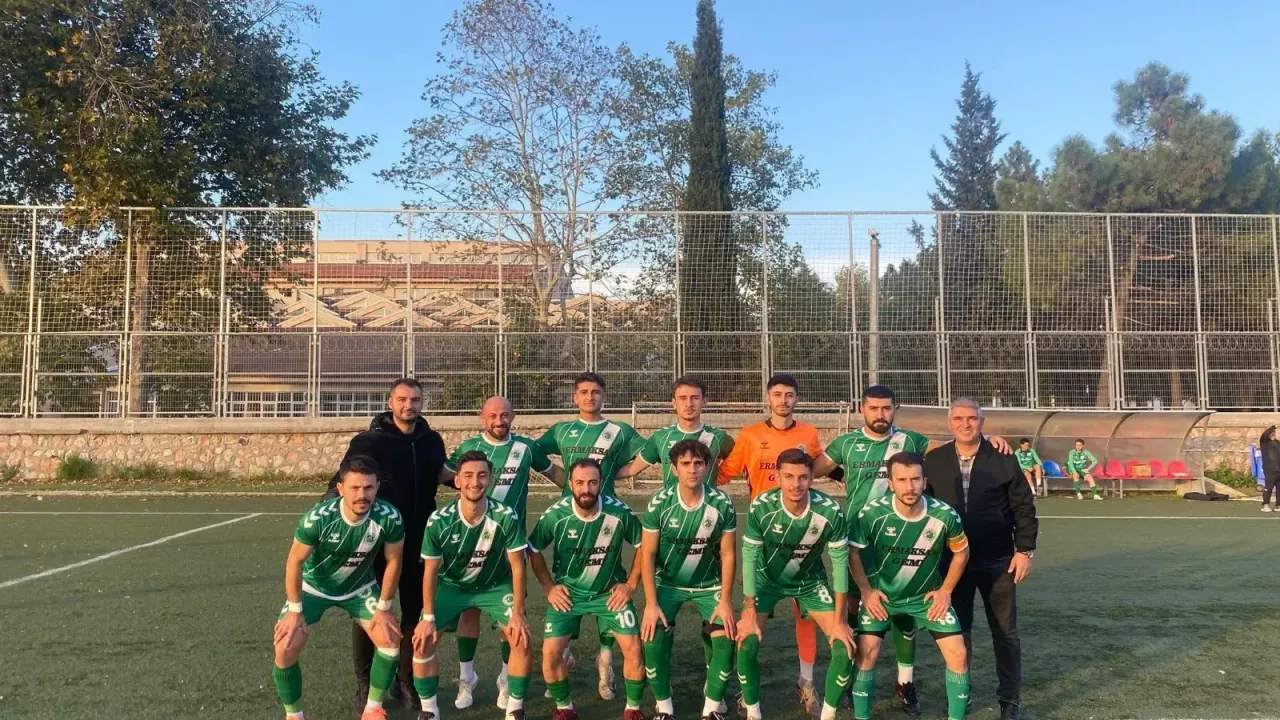 Tavşancılspor ilk yarıyı namağlup lider tamamladı