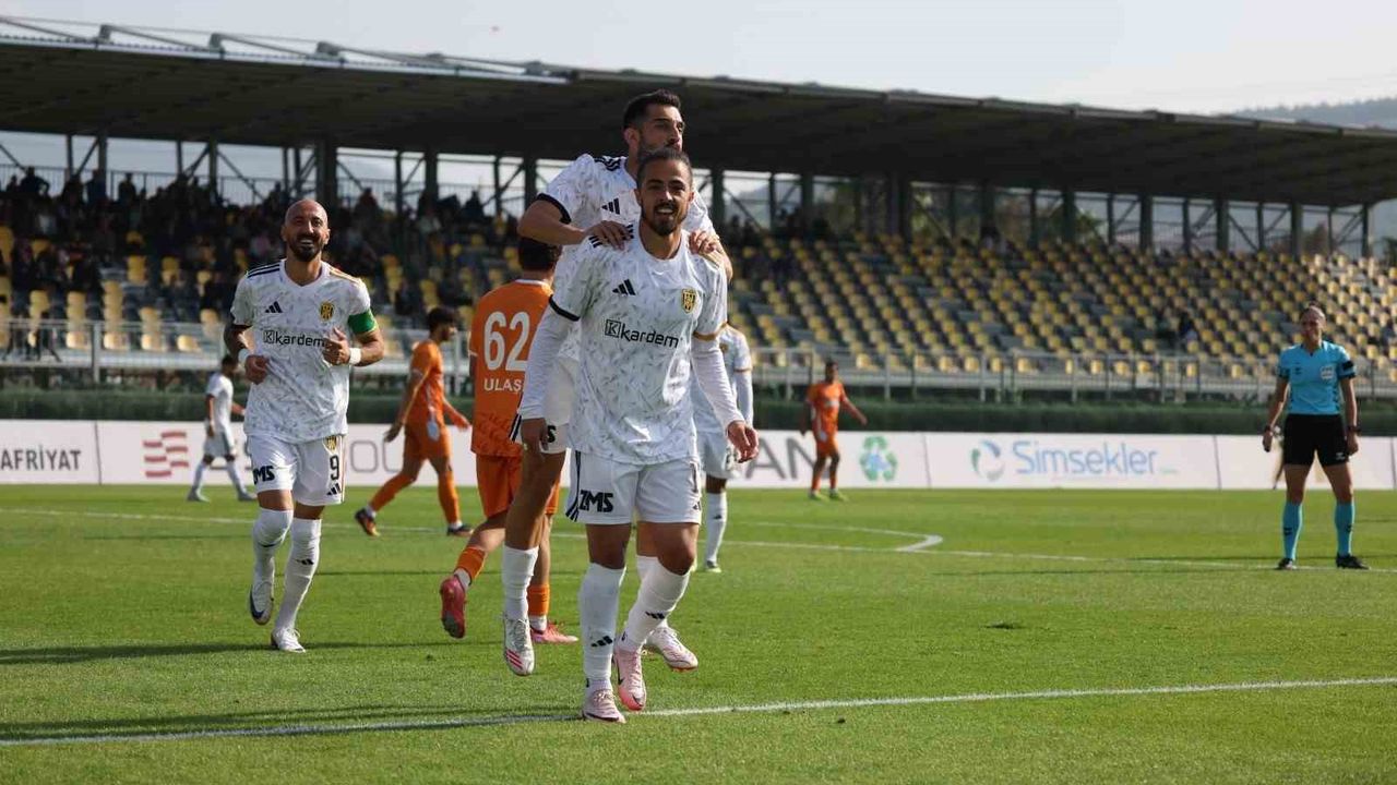TFF 2. Lig’de tarihi skor: Aliağa, Adanaspor’a sahayı dar etti