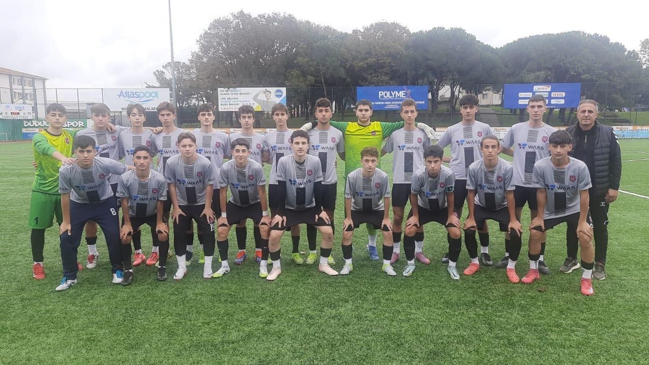 U-16 Gelişim Ligi’nde Derince Birlik fırtınası: Dudullu’yu 5-0 yendiler