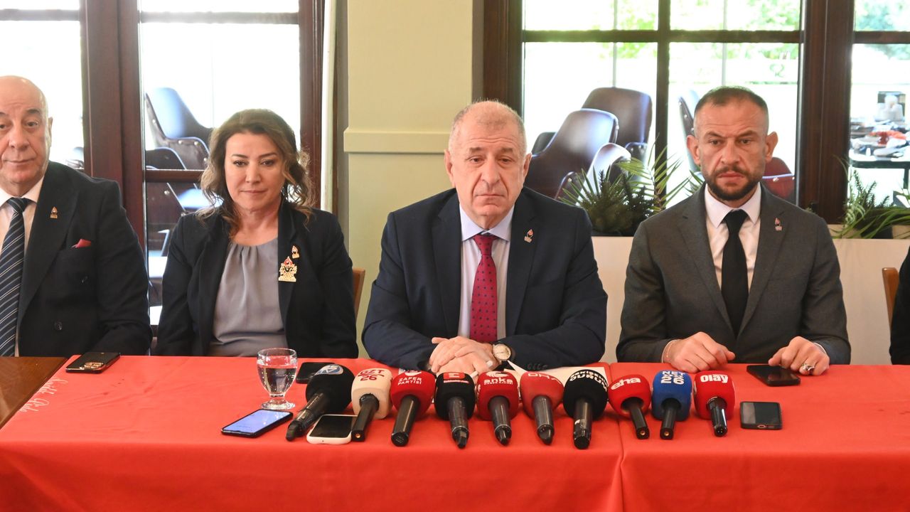 Ümit Özdağ: “2026, Cumhuriyet İçin Kırılma Yılı Olabilir”