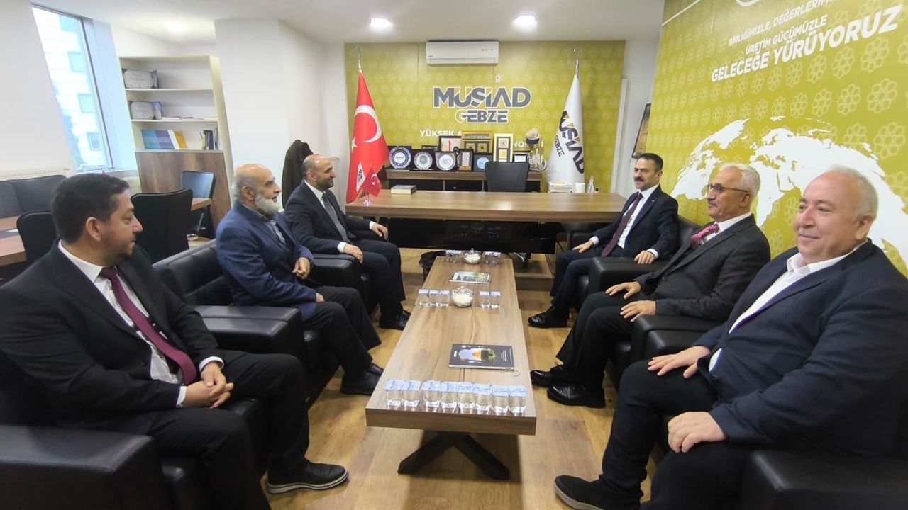 Vali İlhami Aktaş’tan MÜSİAD Gebze Şubesi’ne Ziyaret