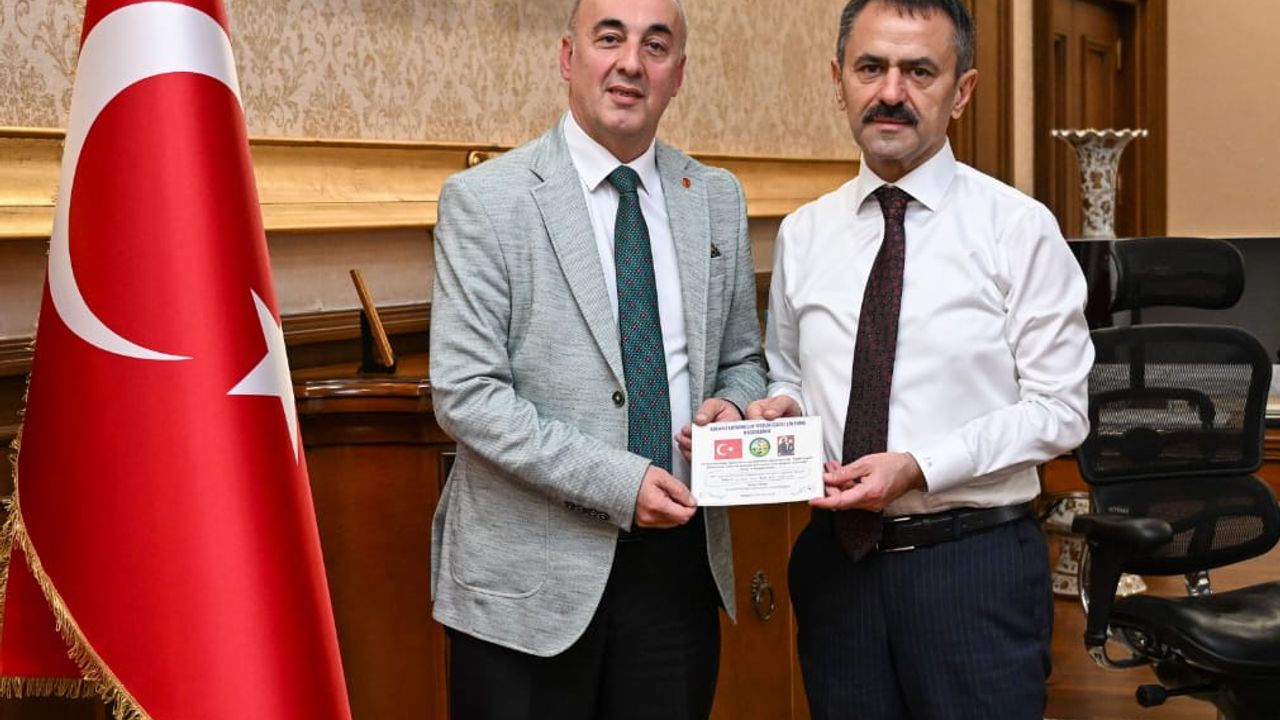 Kocaeli Artvinliler Federasyonu’ndan Vali Aktaş’a Ziyaret