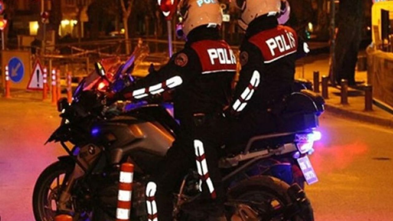 Kocaeli’de Yunus timlerinden suç avı: Şehir merkezinde arananlar kıskıvrak yakalandı