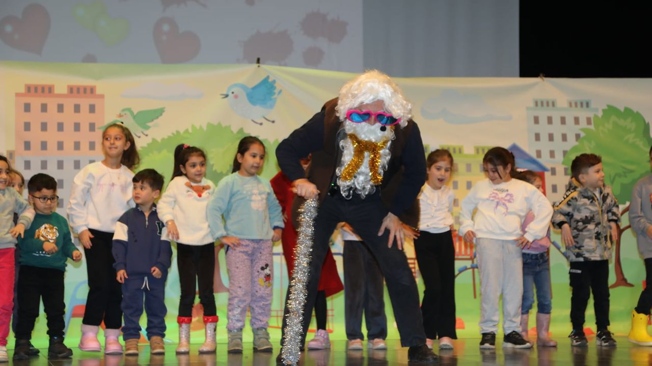 Çayırovalı Çocuklar Yılın Son Etkinliğinde Neşeye Doydu