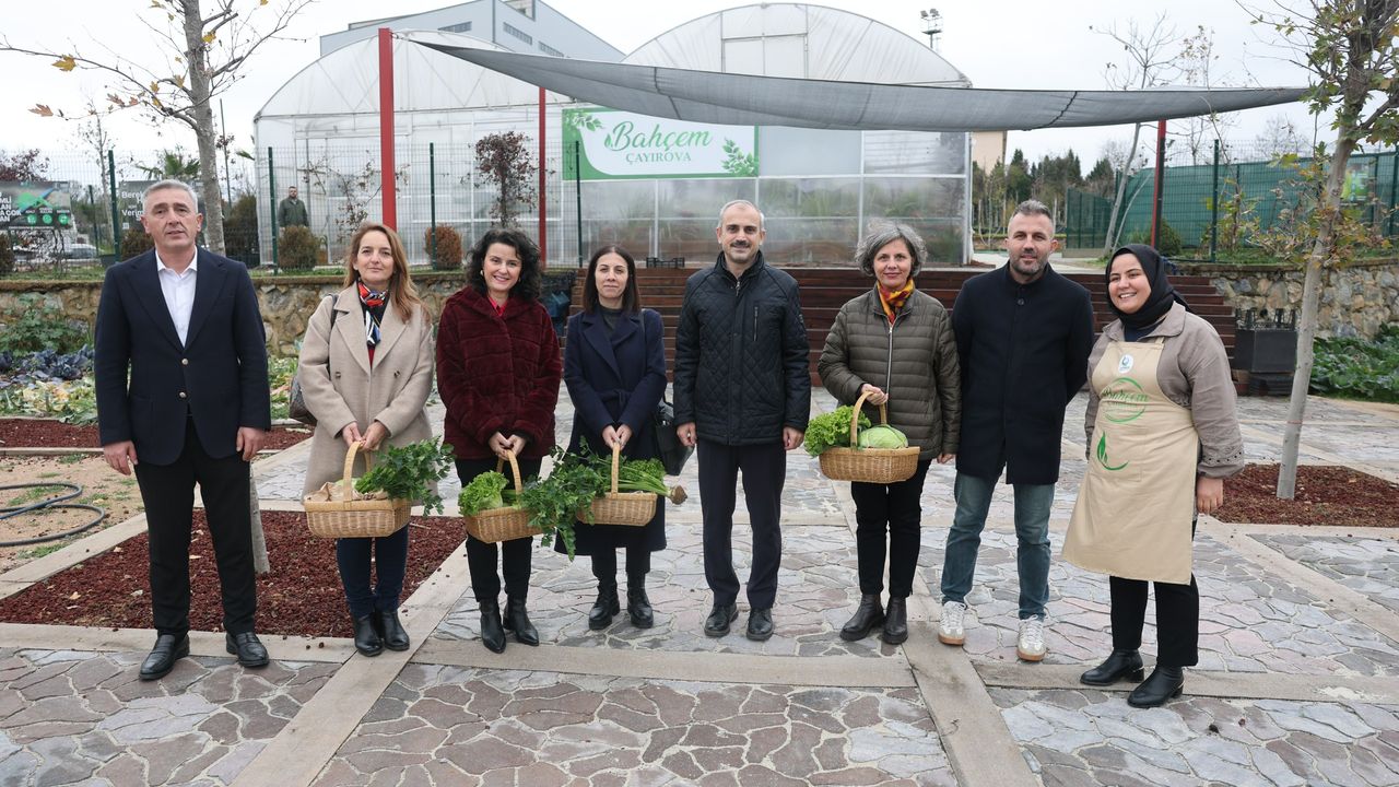 Çayırova’da ‘Toprak ve Sanat’ Atölyesiyle Doğa ve Sanat Buluştu