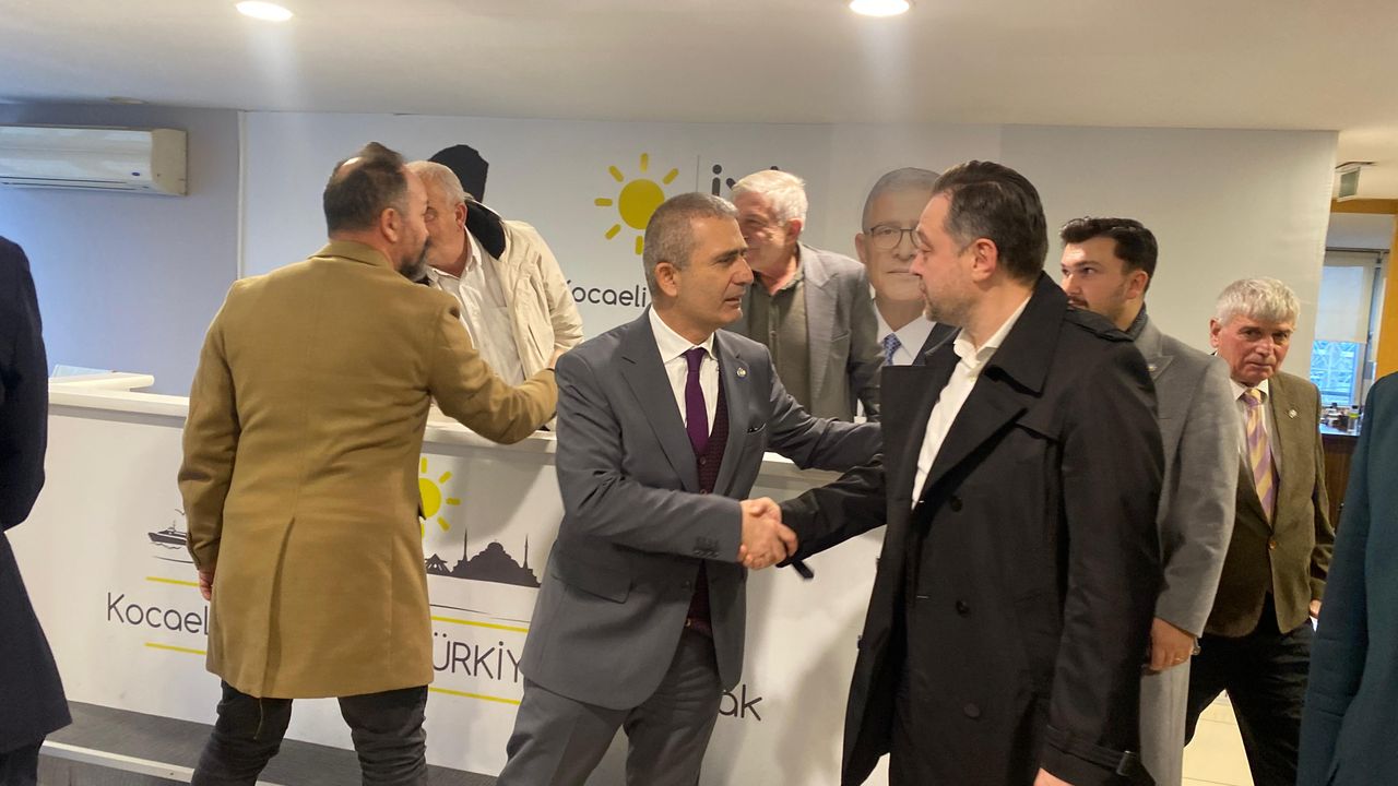 İYİ Parti Kocaeli’de kentsel dönüşüm ve inşaat sektörünü masaya yatırdı