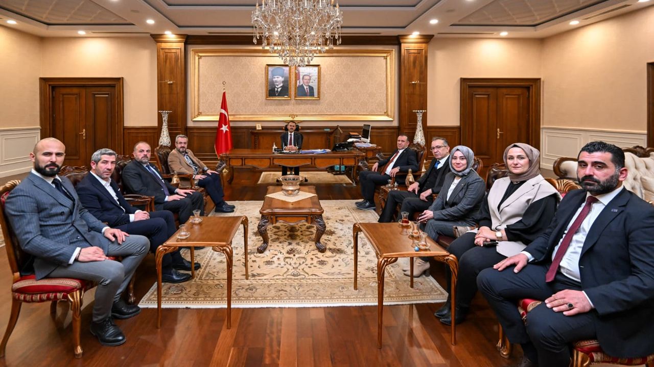 Anahtar Parti Kocaeli Yönetiminden Vali Aktaş’a Ziyaret