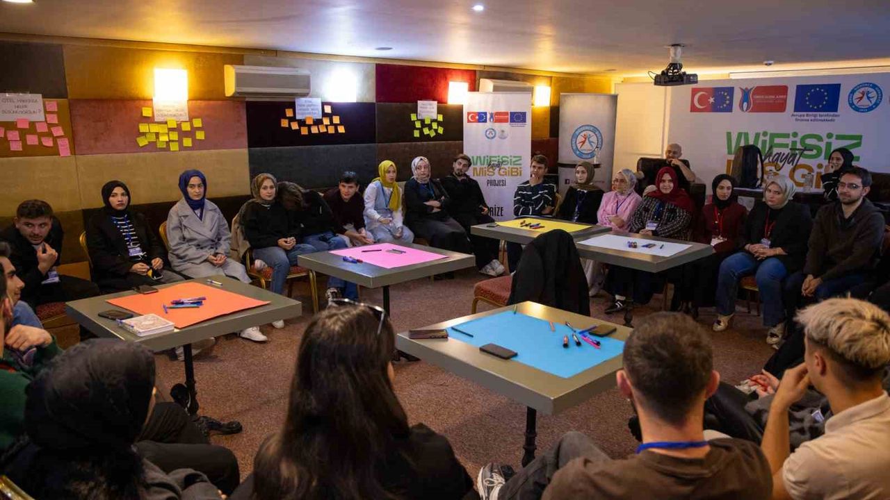 Rize’de gençlerin sosyal medya bağımlılığı araştırılıyor