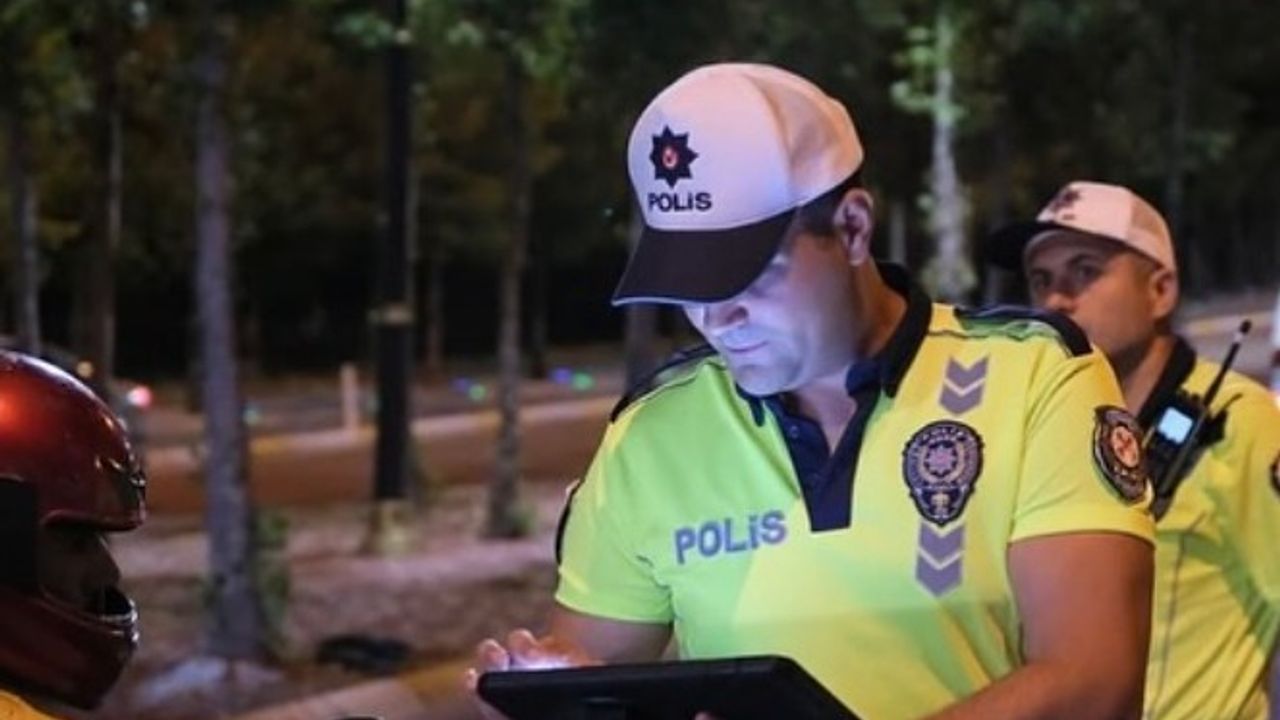 Bir haftada yapılan denetimlerde 25 aranan şahıs yakalandı