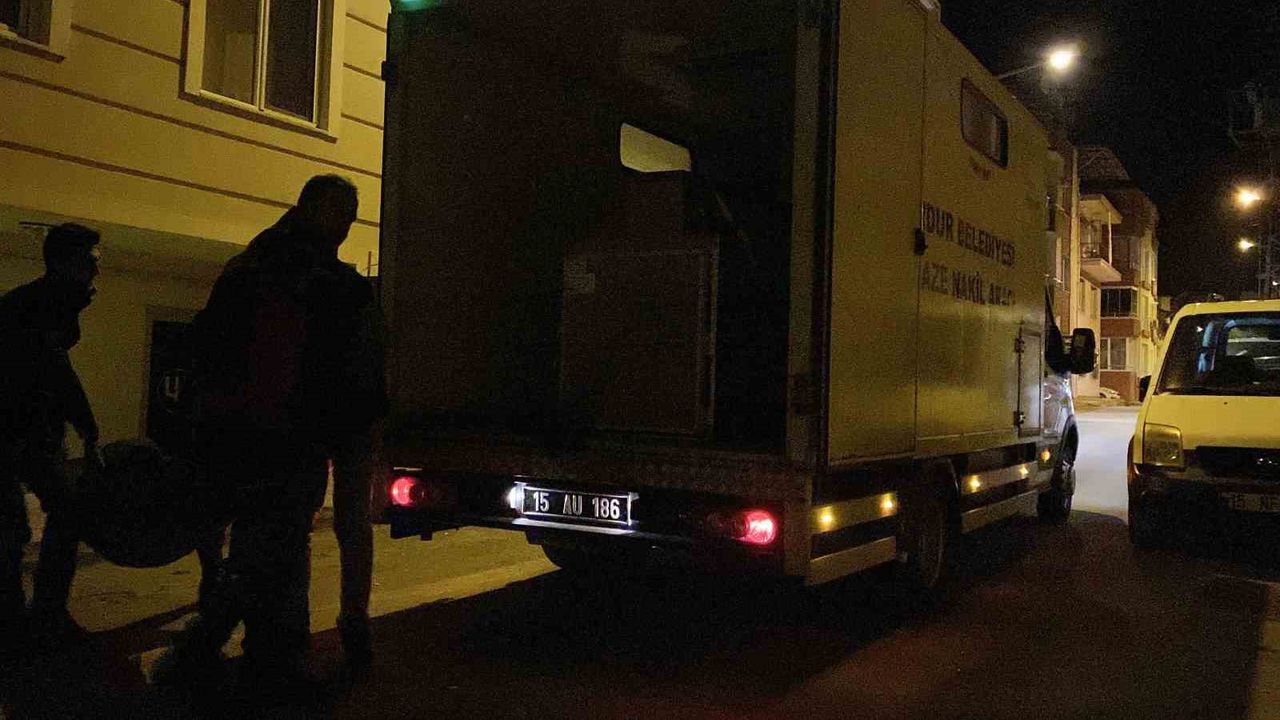 Burdur’da Merdivenlerden Düşen Adam Hayatını Kaybetti