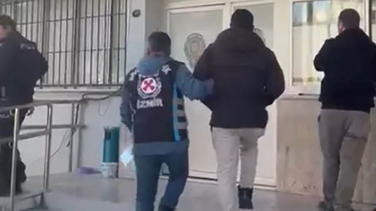 İzmir’de makas atan sürücüye ağır ceza: 17 bin TL’den fazla para cezası kesildi