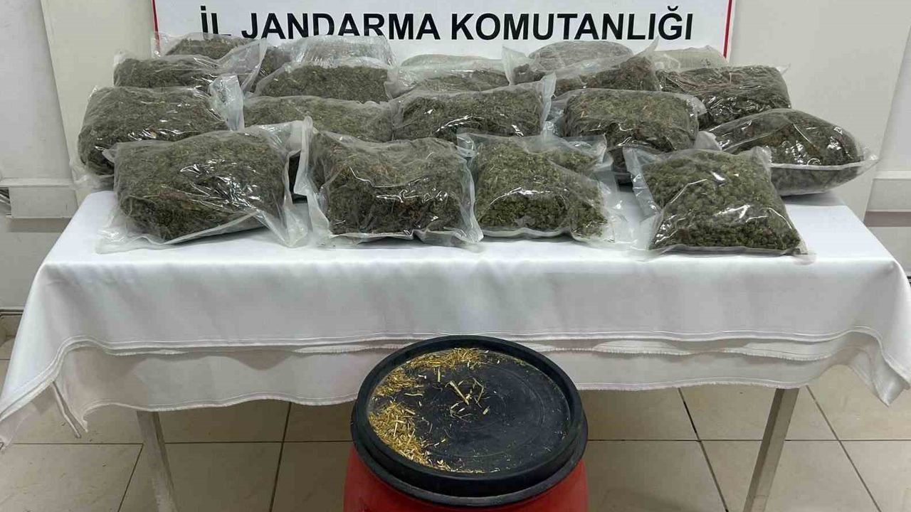 Suruç’ta Uyuşturucu Operasyonu: 21 Kilo Madde ve Silahlar Ele Geçirildi