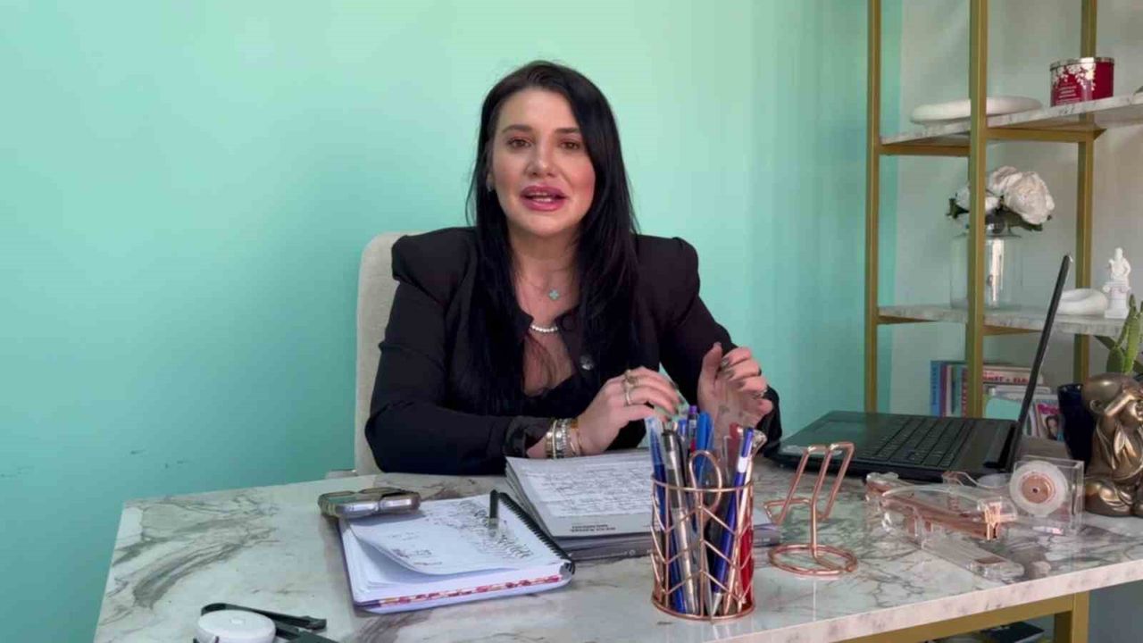 Uzman Diyetisyen Uyardı: Gençleri Hızlı Zayıflama Tuzağından Koruyun