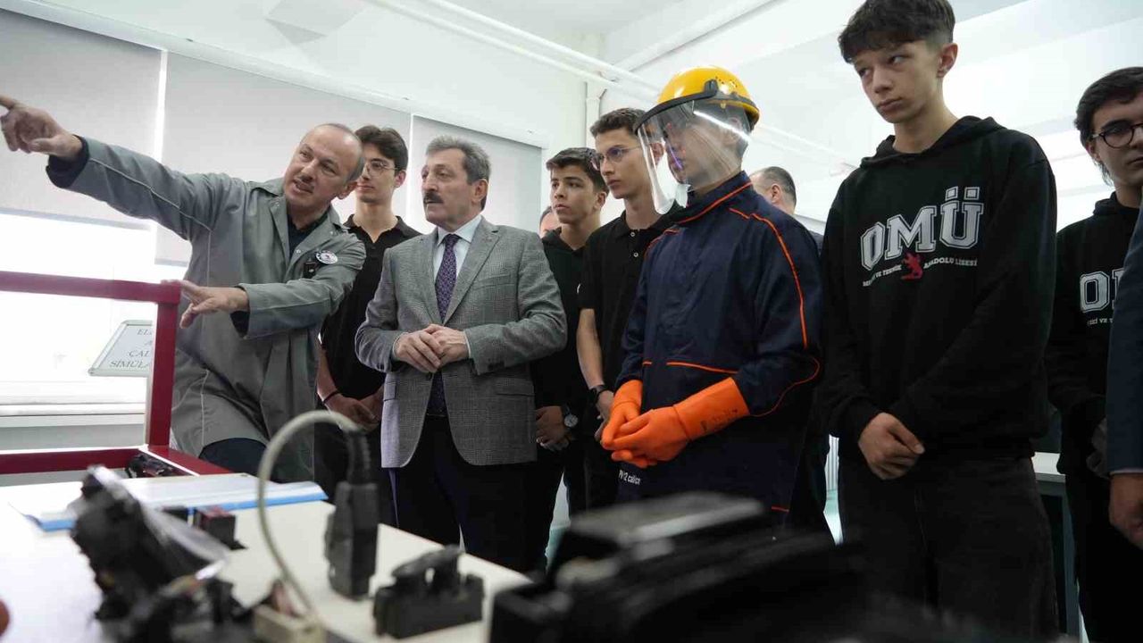 Mesleki Eğitimde Bir İlk: Elektrikli Araçlar Eğitim Merkezi Kuruldu