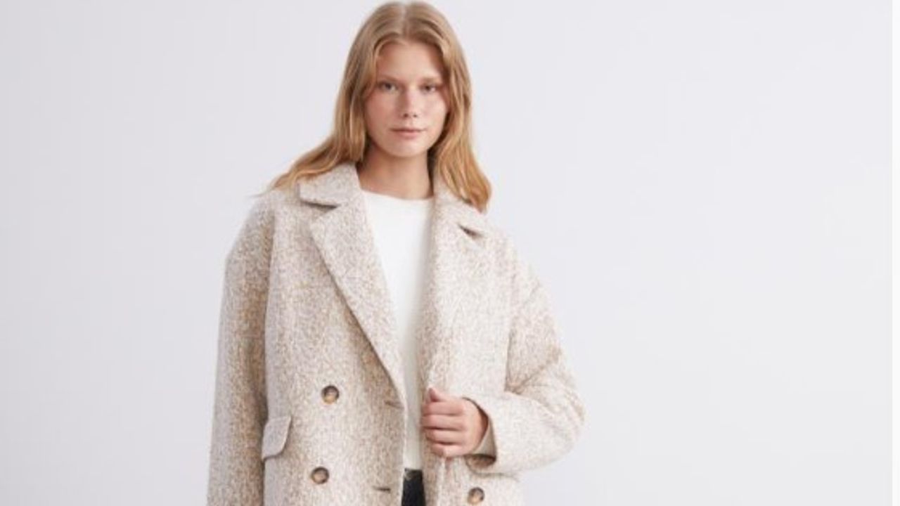 LC Waikiki’den gardıroplara kış dokunuşu: Oversize kabanlar ve kadife ceketler