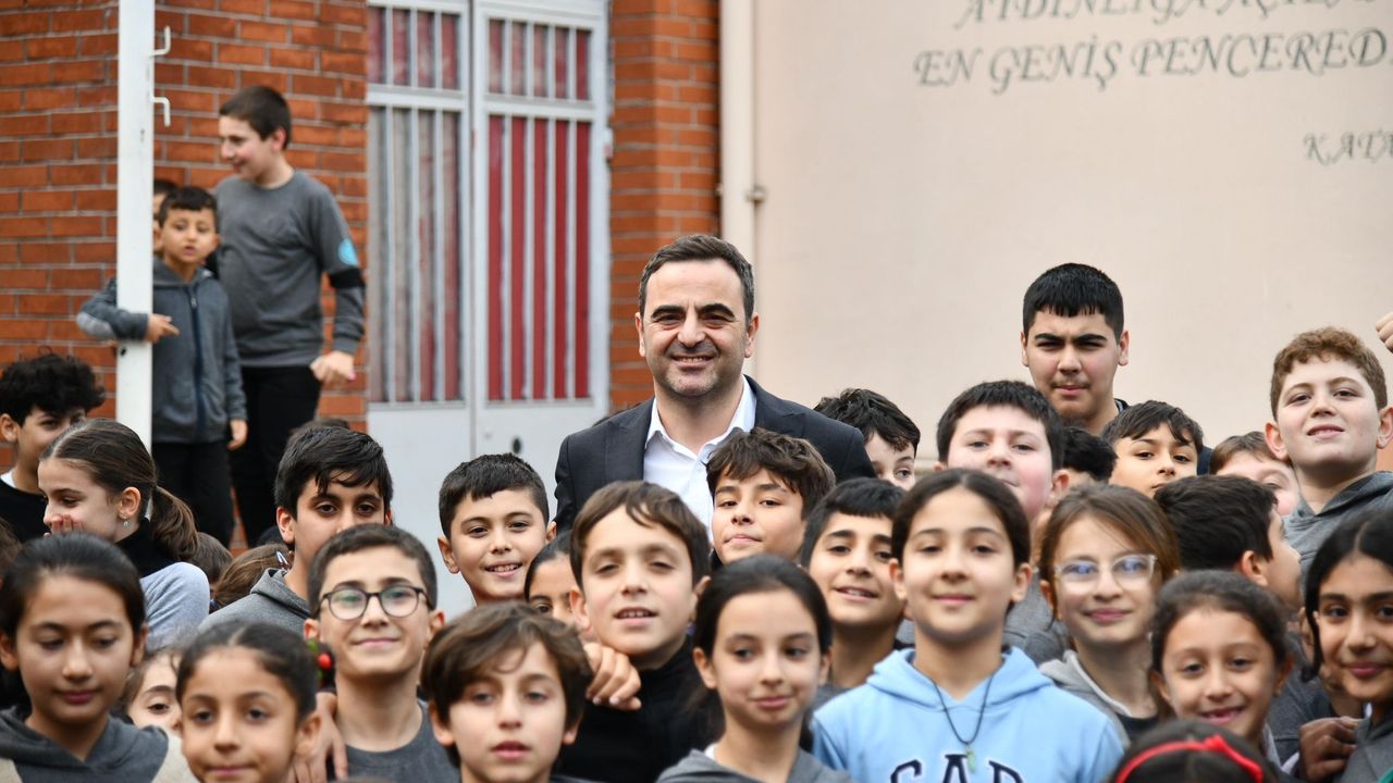 Başiskele’de Eğitime Destek: Misak-ı Millî İlkokulu’na Satranç Parkı Açıldı