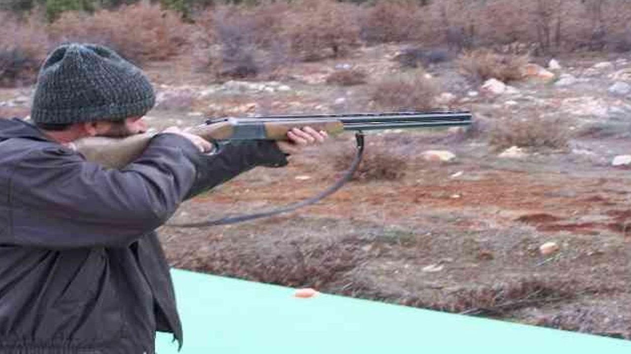 Av Bayisine Ruhsat Aracılığı İddiasıyla Suç Duyurusu