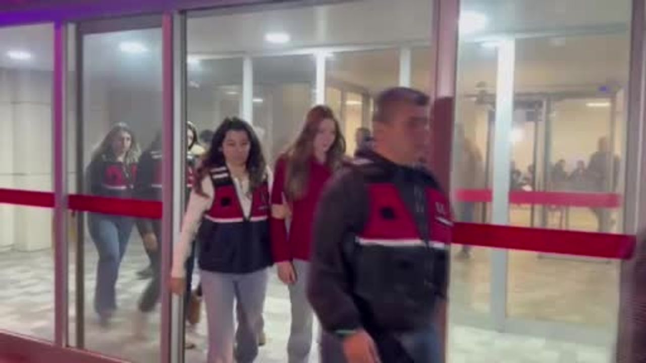 Uyuşturucu Soruşturmasında Gözaltına Alınan Ünlüler Sağlık Kontrolünden Geçirildi