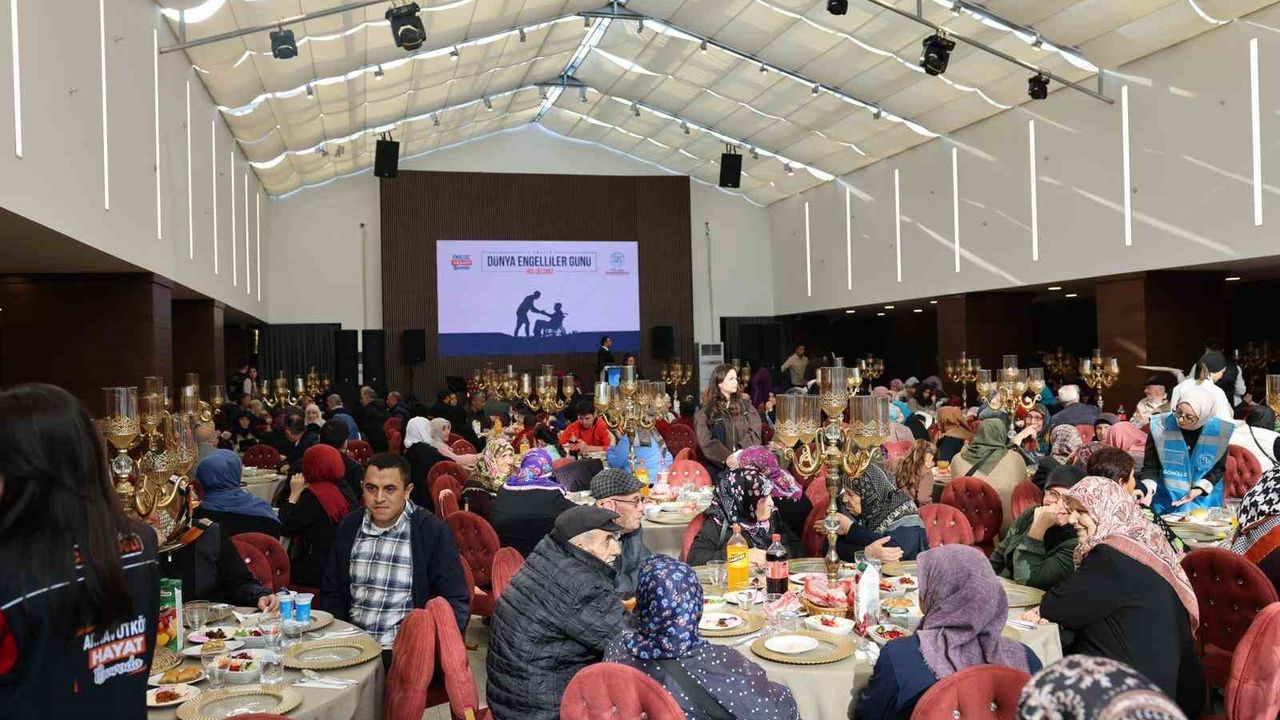 Arnavutköy'de 3 Aralık Dünya Engelliler Günü nedeniyle bir dizi etkinlik düzenlendi