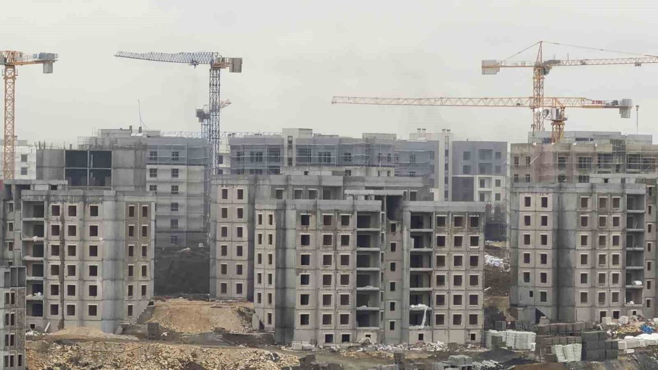 Arnavutköy'de inşaatta asansör boşluğuna düşen işçi hayatını kaybetti