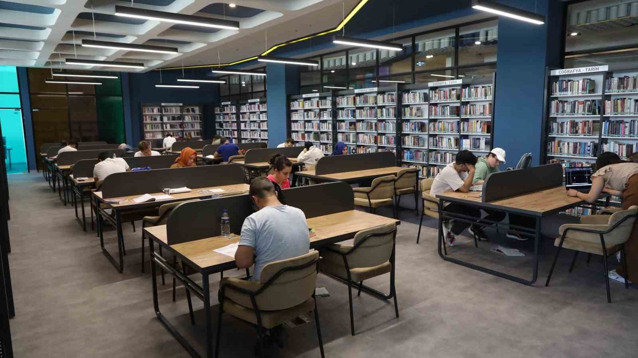 Çayırova’daki kütüphaneler 2025’te 91 binden fazla ziyaretçiyi ağırladı