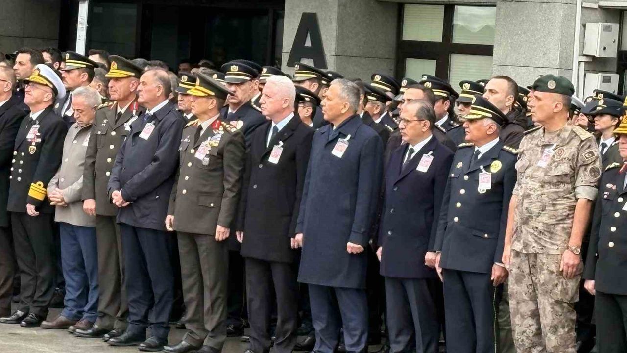Çekmeköy'de çıkan çatışmada şehit olan Emre Albayrak için emniyette tören düzenleniyor