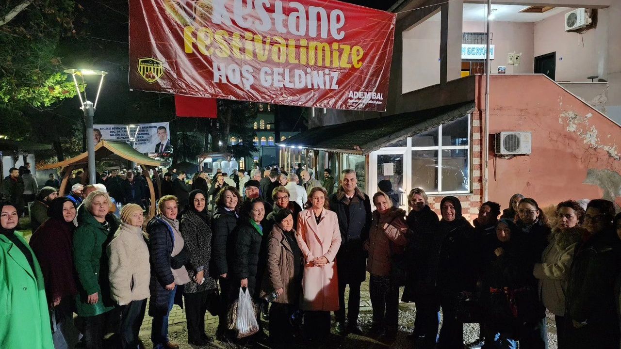 Gölcük Hamidiye’de kestane şöleni: Vatandaşlar festivale akın etti