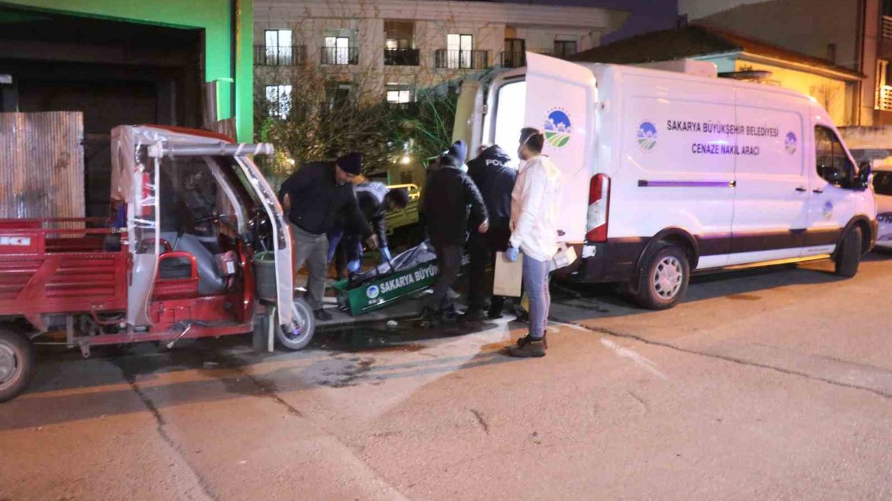 İnşaat sahasında erkek cesedi bulundu