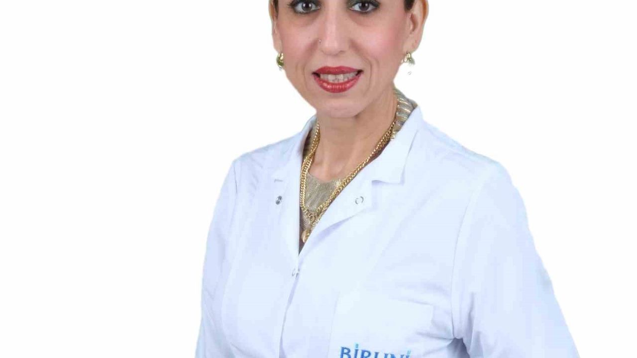 Aynı doktordan aynı gün 4 doğum: İkizler, üçüzler ve büyük heyecan