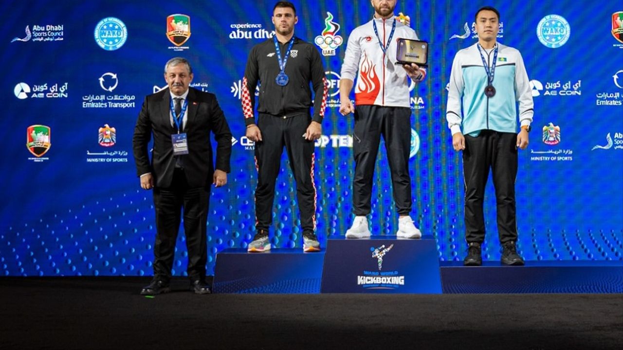 Kadir Yıldırım’dan tarihi başarı: Kick Boks’ta art arda dünya şampiyonu olan ilk Türk