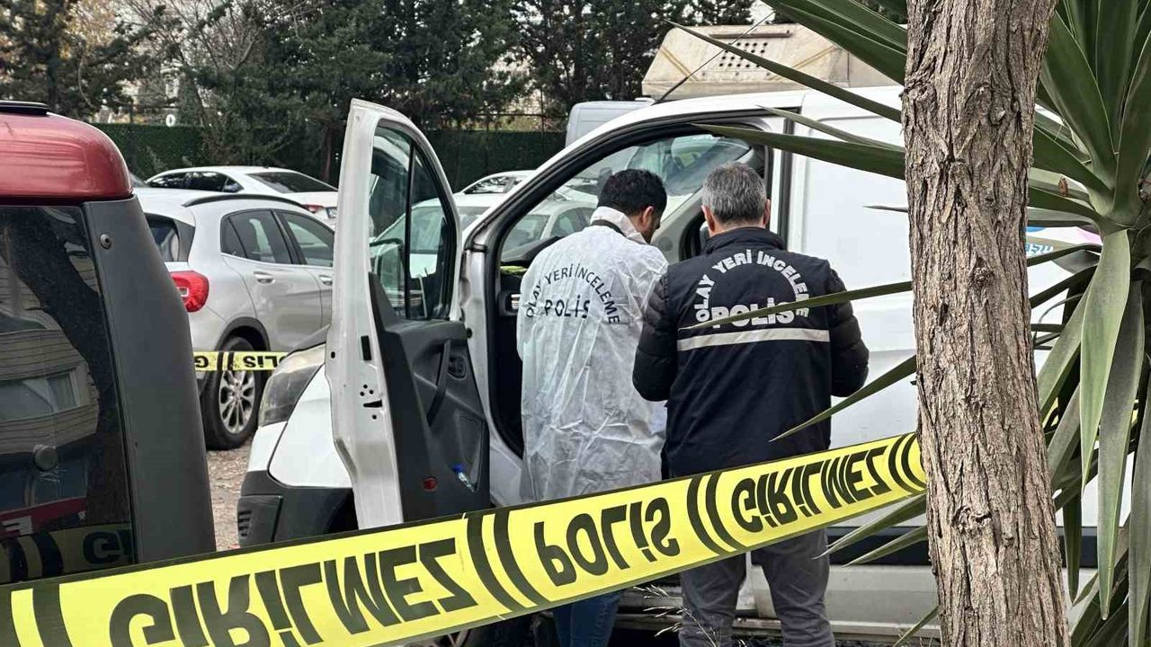 KOAH Hastası Olduğu Söylenen Kargo Çalışanı Araçta Ölü Bulundu