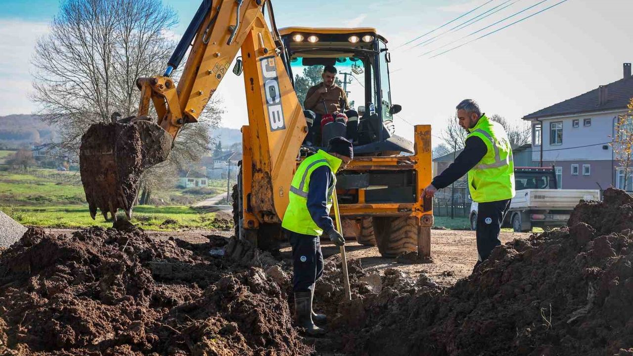 Söğütlü’de içme suyu sorunu tarih oluyor: SASKİ’den bin aboneye kesintisiz hizmet