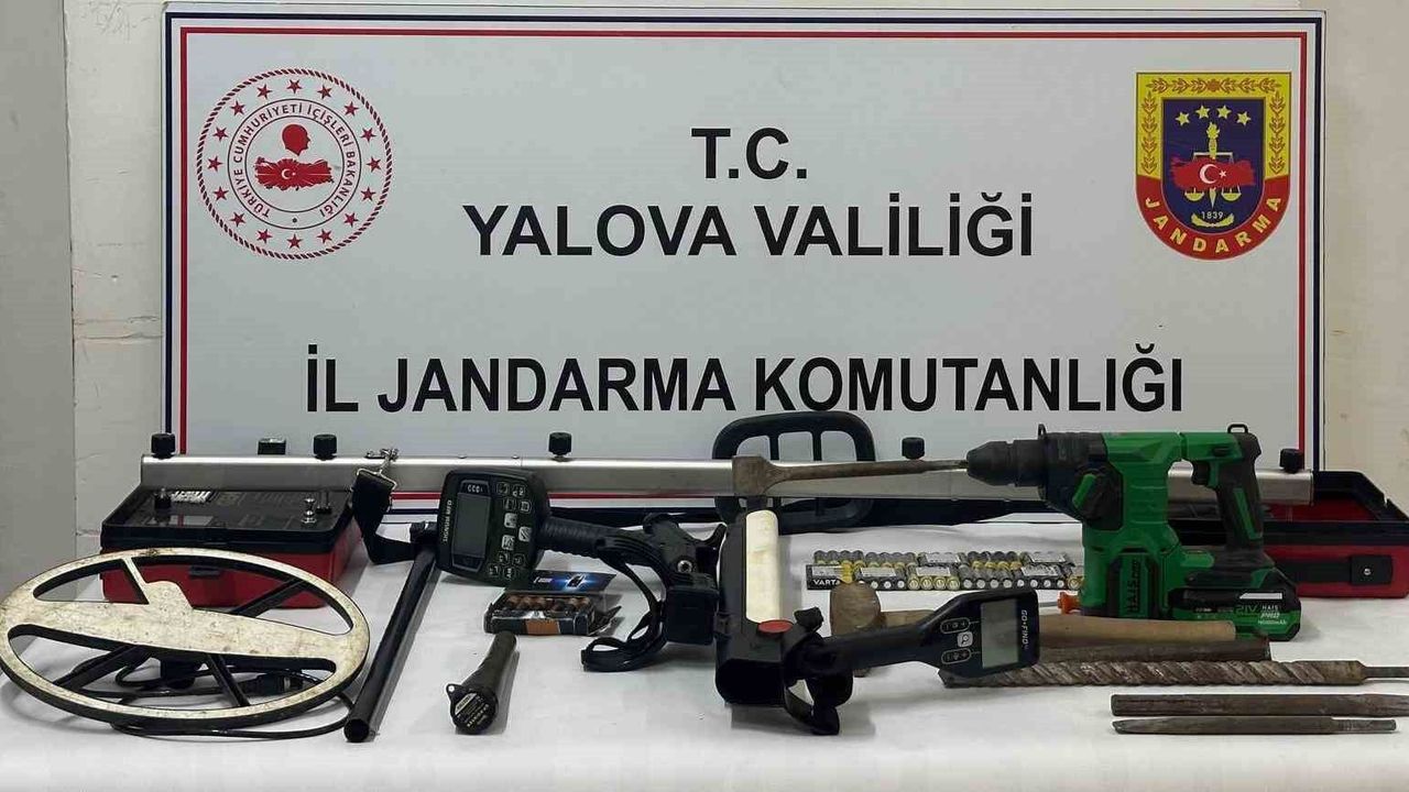 Yalova’da define operasyonu: 5 kişi kazı yaparken suçüstü yakalandı