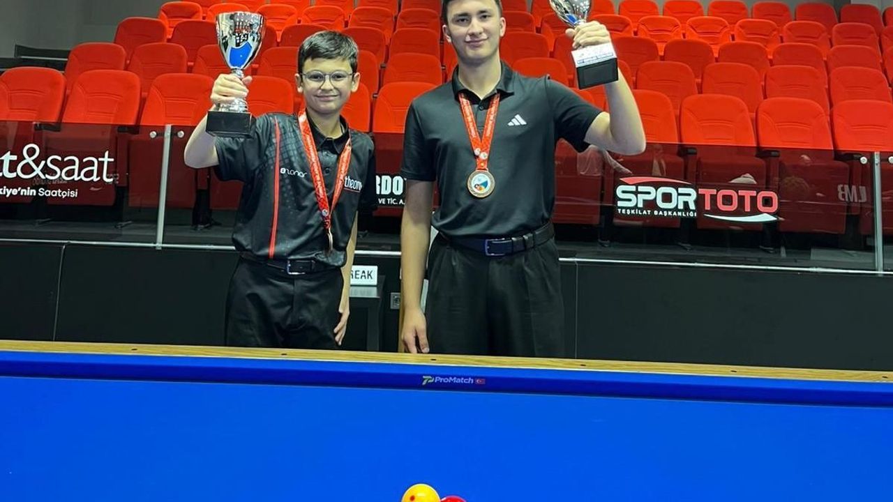 İzmitli Bilardocu Ahmet Kerem Yıldırım Türkiye Şampiyonası’nda Kürsüye Alıştı