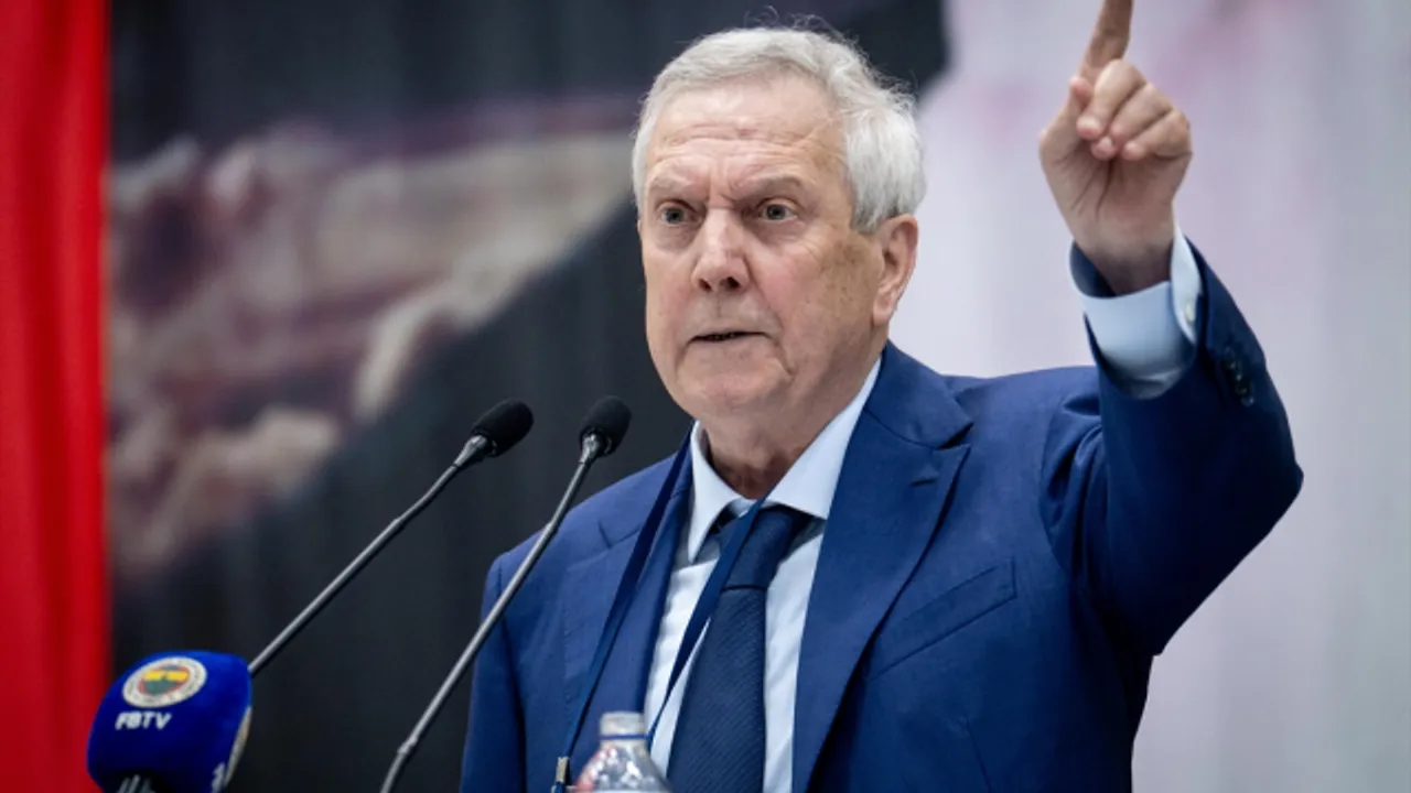 Aziz Yıldırım’dan “çekil” iddialarına sert yalanlama